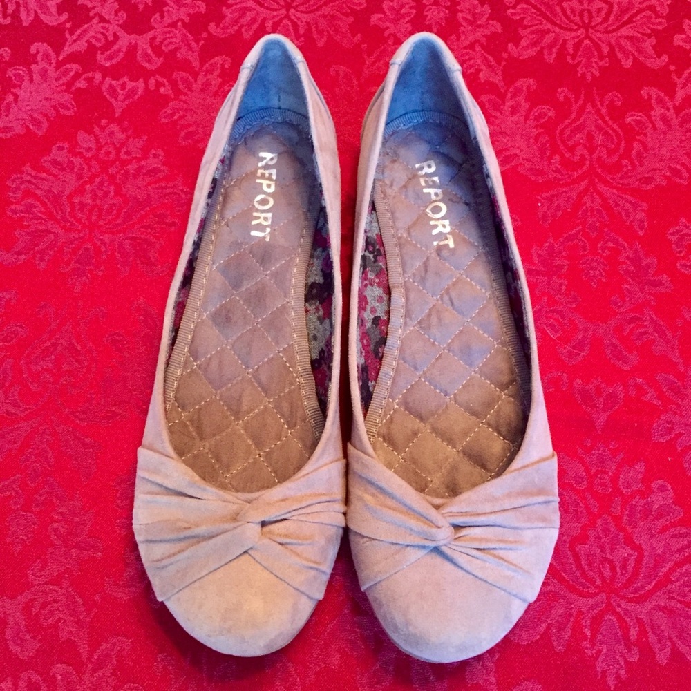 NIB super soft, comfortable flats by Report